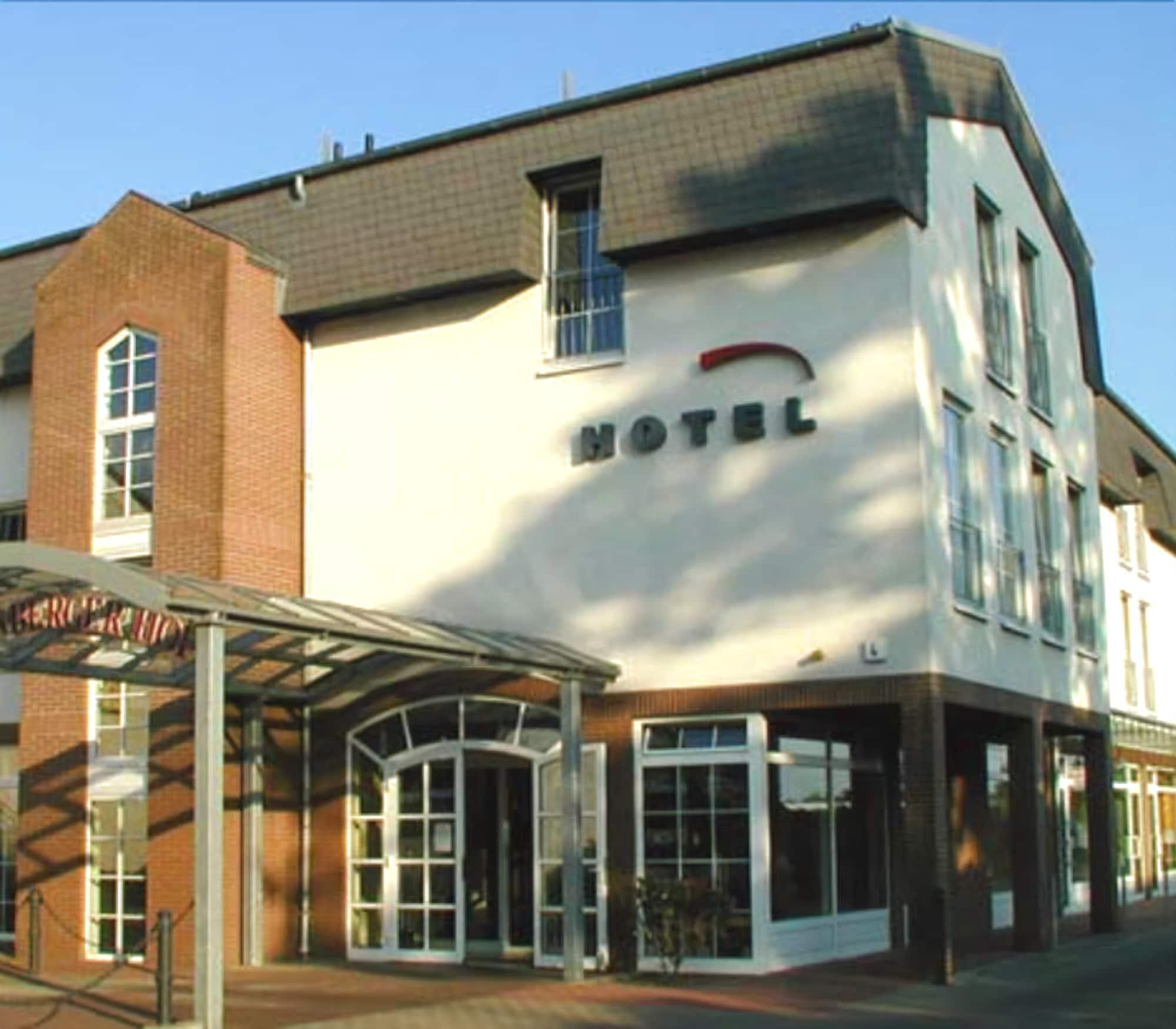 Hotel Lindenberger Hof อาห์เรนส์เฟลเดอ ภายนอก รูปภาพ
