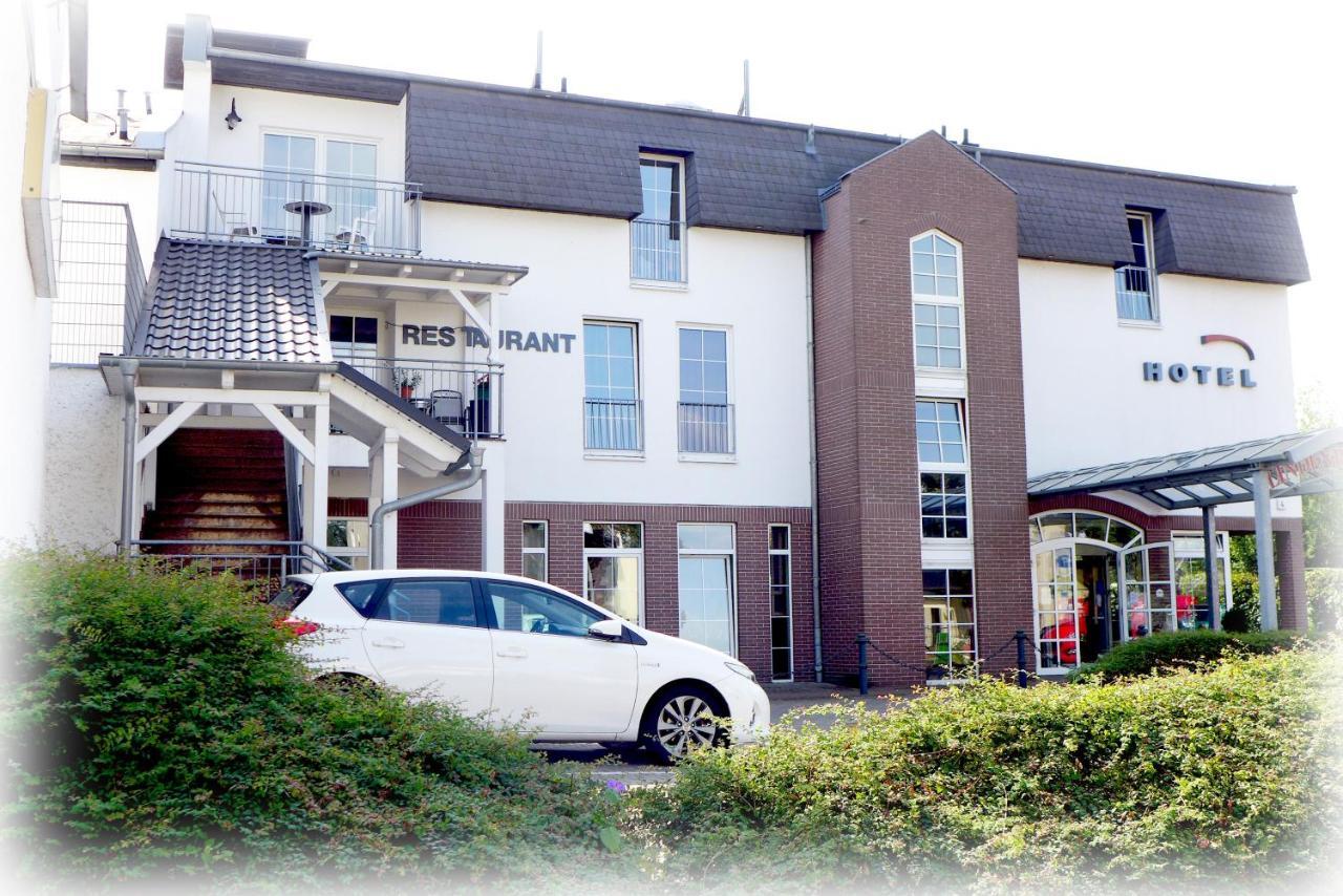 Hotel Lindenberger Hof อาห์เรนส์เฟลเดอ ภายนอก รูปภาพ